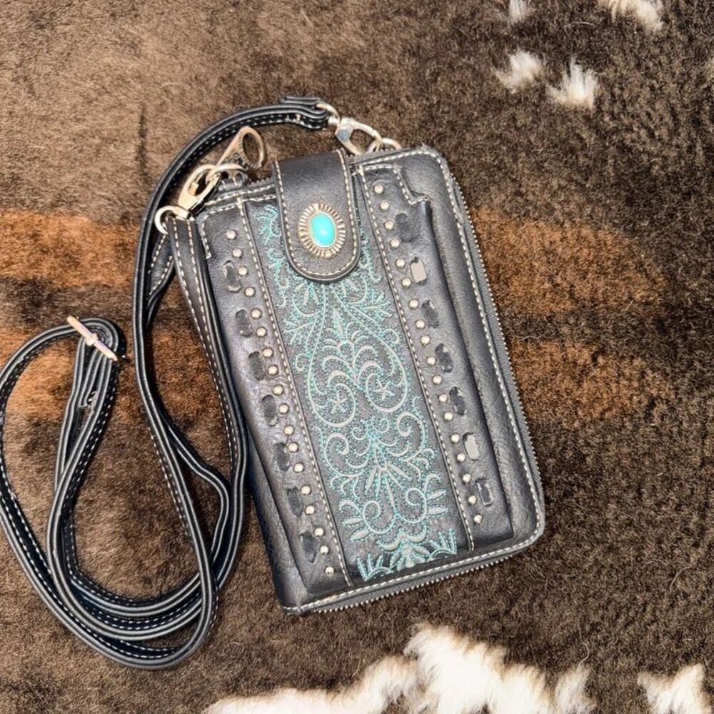 American Bling Western Embroidered Turquoise Phone Crossbody Wallet Bag